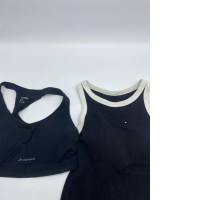 Set of 2 Women's black tank top with lining 