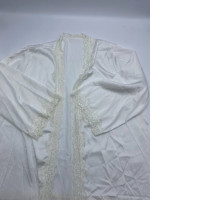 White lace nightgown set 