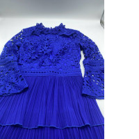 Blue lace round neck long sleeve long dress Blue lace round neck long sleeve long dress