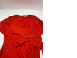 Red deep V-neck long-sleeved short dress 