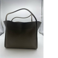 Women's large brown handbag 