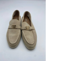 Women's brown shoes 