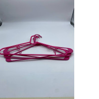 Set of 4 Pink clothes hanger 