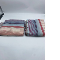 Set of 2 6-foot bed sheet with floral pattern 