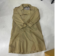 SECONDHAND light beige cloak