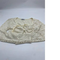 White round neck long sleeve sweater 