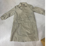 SECONDHAND Men's light beige cloak SECONDHAND Men's light beige cloak