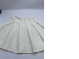 Women's cream colored mini skirt 