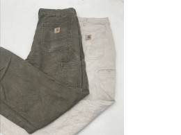 Set of 2 SECONDHAND Charhatt pants Set of 2 SECONDHAND Charhatt pants