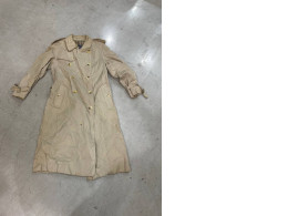 SECONDHAND Long women's beige cloak