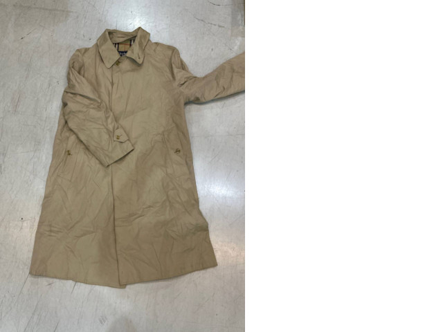 SECONDHAND Women's beige cloak size L SECONDHAND Women's beige cloak size L