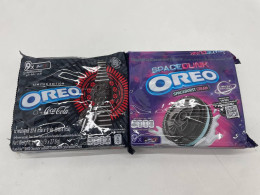 Set of 2 OREO cookies Set of 2 OREO cookies