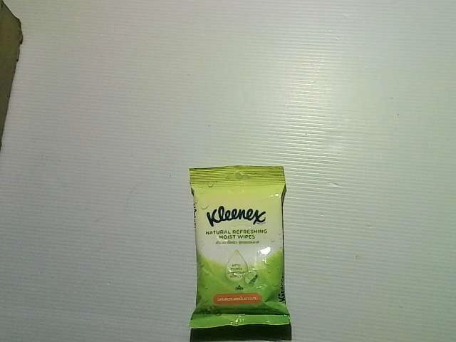 Kleenex Natural Wet Refreshing Wipes Kleenex Natural Wet Refreshing Wipes