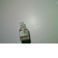 Liquid hand soap with rose extract