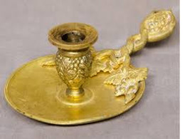 Brass candlestick with handle