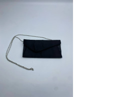 Small black women's shoulder bag