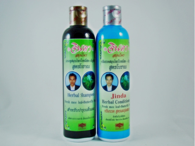 Set of 2 Jinda Herbal Conditioner and Shampoo 250 ml. Set of 2 Jinda Herbal Conditioner and Shampoo 250 ml.