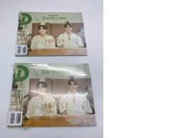 Set of 2 EARTH&MIX magazine