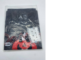 Black t-shirt with print