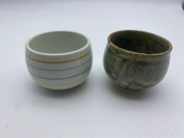 Set of 2 Chinese ceramic teacup 
