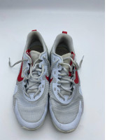 USED NIKE white men's shoes