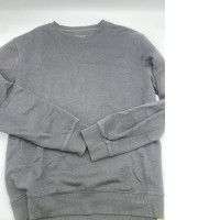Men's grey longsleeve