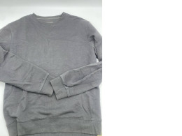 Men's grey longsleeve