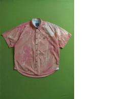 Light pink shortsleeves shirt