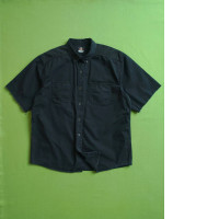 Black men's shortsleeved shirt