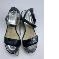 Women's black sandals