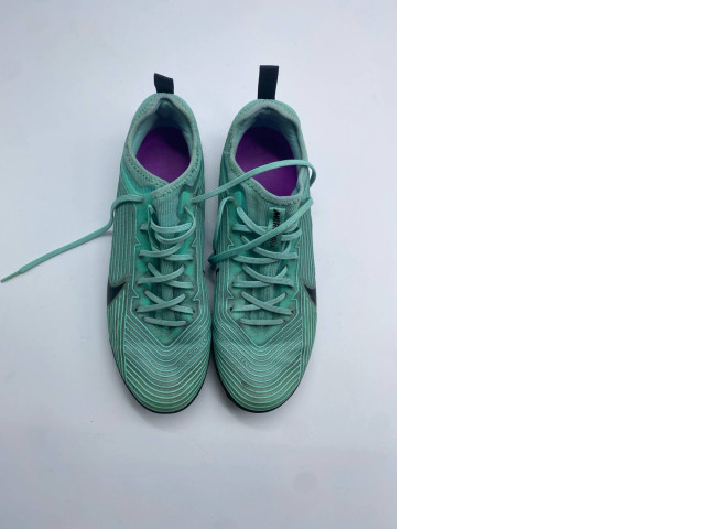 Light green secondhand football shoes Light green secondhand football shoes