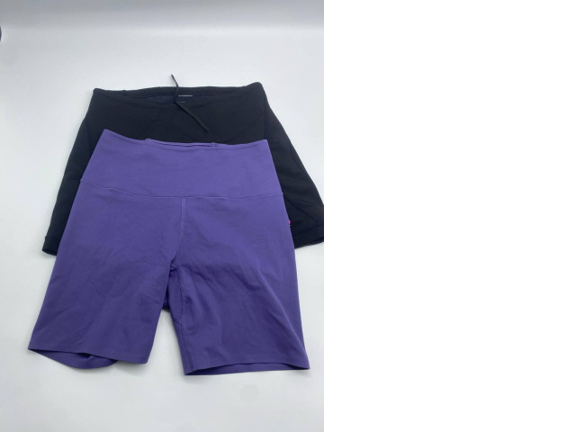 Set of 2 women's sport shorts Set of 2 women's sport shorts