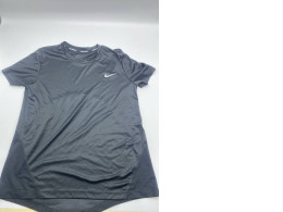 Black NIKE t-shirt Black NIKE t-shirt