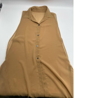 Brown dress with collar