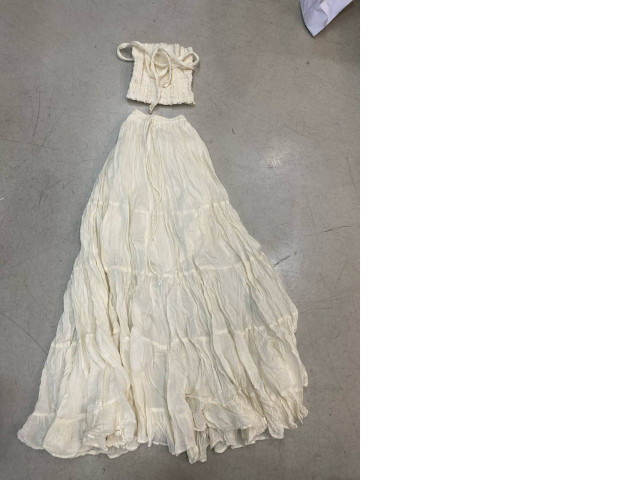 Dancing suit: long skirt and top Dancing suit: long skirt and top