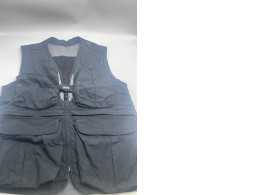 Black secondhand NIKON vest Black secondhand NIKON vest