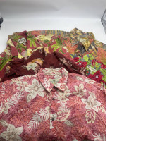 BIG SALE! Set of 5 short sleeve shirts with leaf prints (with a predominance of green and red colors)