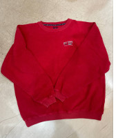 Red warm longsleeved sweatshirt Red warm longsleeved sweatshirt