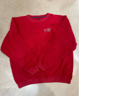 Red warm longsleeved  sweatshirt