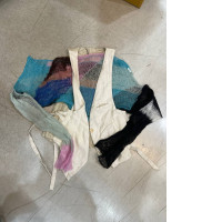 Women's set: colored cape + white vest Women's set: colored cape + white vest