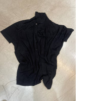 Black shortsleeve shirt