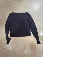 Black women's longsleeve sweatshirt