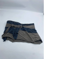 Women's mini skirts Women's mini skirts