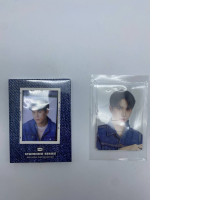 Set of 2 souvenir photocards