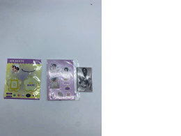 AOUBOOM set: acrylic stand, photocards and keychain