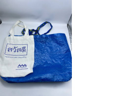 Set of 2 White and blue cloth bag Set of 2 White and blue cloth bag