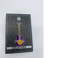 Guitar brooch pin