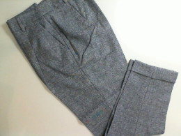 Gray capri pants for women