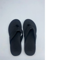 Men's black sandals 
