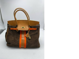 Large dark brown women's handbag 